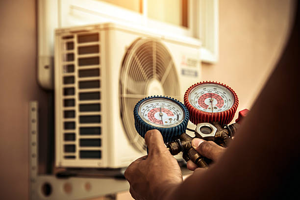 Professional Hvac technician working in Mountville, PA